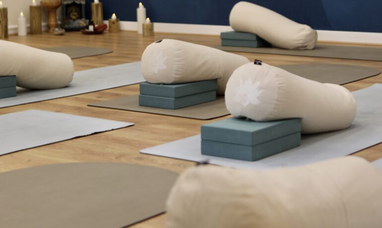 HEALTH & WELLNESS WEEK | Reiki & Meditation